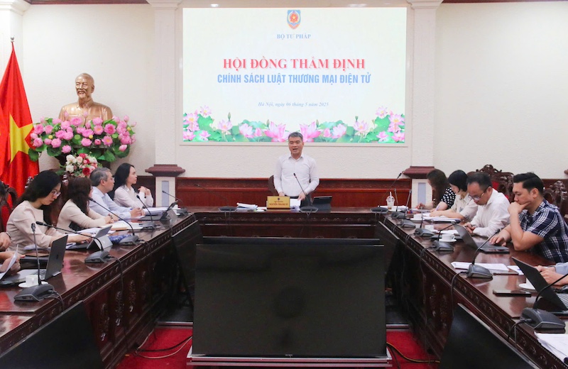 Thẩm định chính sách Luật Thương mại điện tử