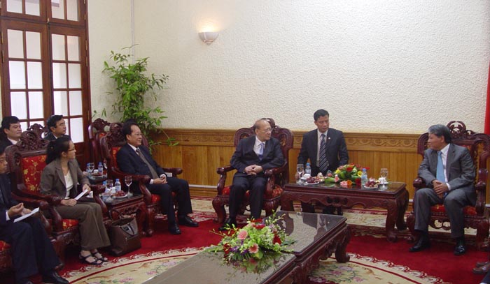 Bộ trưởng Hà Hùng Cường tiếp xã giao Bộ trưởng Bộ Tư pháp Campuchia