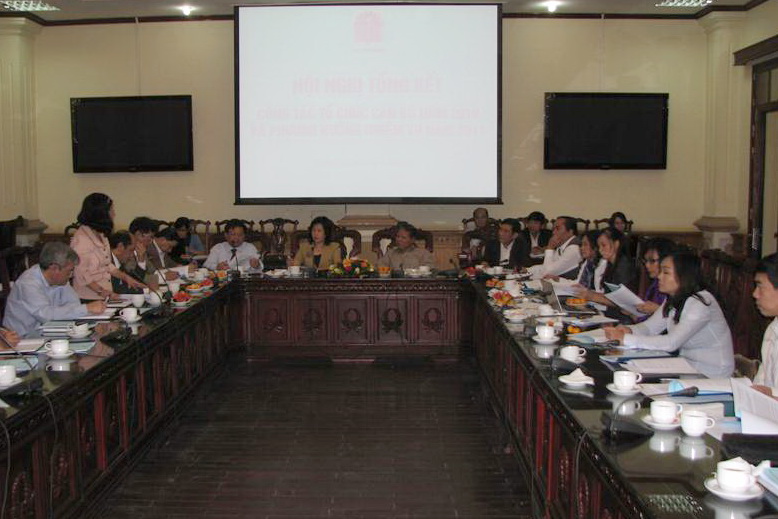 Cần cải thiện chế độ để “giữ chân” người tài