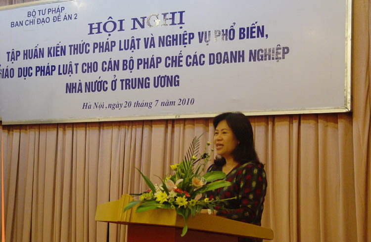 Tập huấn kiến thức pháp luật và kỹ năng nghiệp vụ PBGDPL cho cán bộ pháp chế các doanh nghiệp nhà nước ở Trung ương