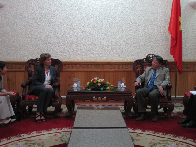 Bộ trưởng Hà Hùng Cường tiếp Đại biện sứ quán Đan Mạch đến chào từ biệt