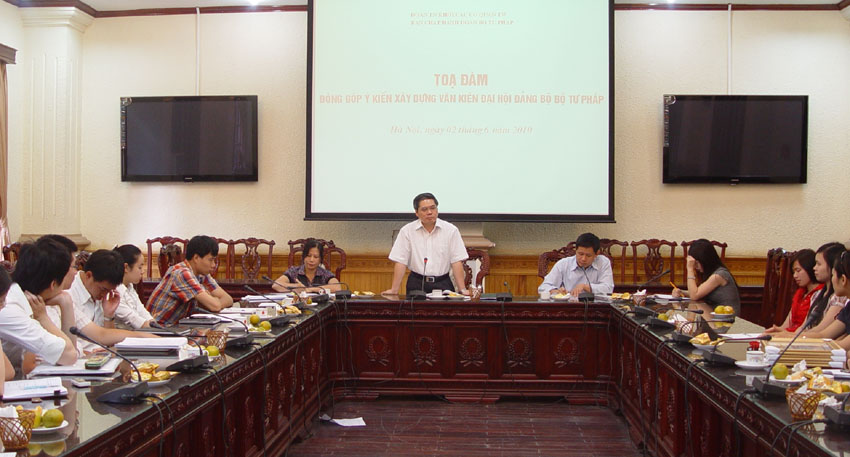 Đoàn Thanh niên Bộ Tư pháp: Tổ chức tọa đàm góp ý xây dựng văn kiện Đại hội Đảng bộ Bộ Tư pháp