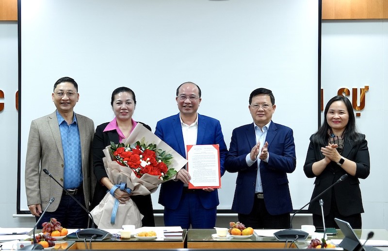 Công bố Quyết định thành lập Đảng bộ Cục Quản lý Thi hành án dân sự nhiệm kỳ 2025 - 2030