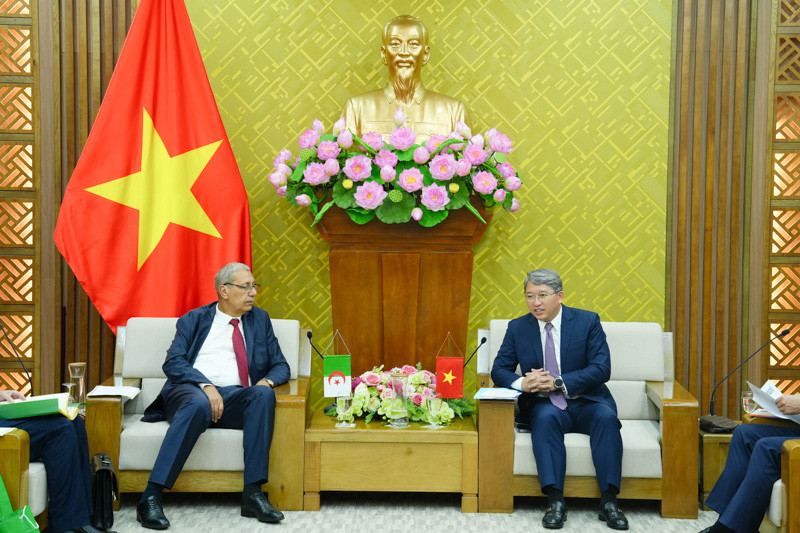 TLTĐ DT NQ của UBTVQH về điều chỉnh mức giảm trừ gia cảnh của thuế thu nhập cá nhân