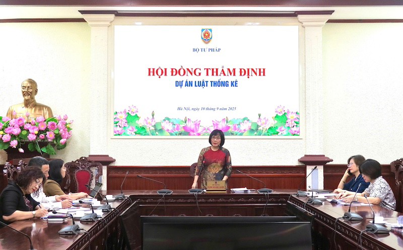 Hoạt động hội nghị, hội thảo, tọa đàm chuyên môn về công tác xây dựng và hoàn thiện hệ thống pháp luật