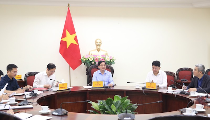 Phó Thủ tướng Hồ Quốc Dũng làm việc về thành lập trung tâm phòng ngừa tranh chấp đầu tư quốc tế